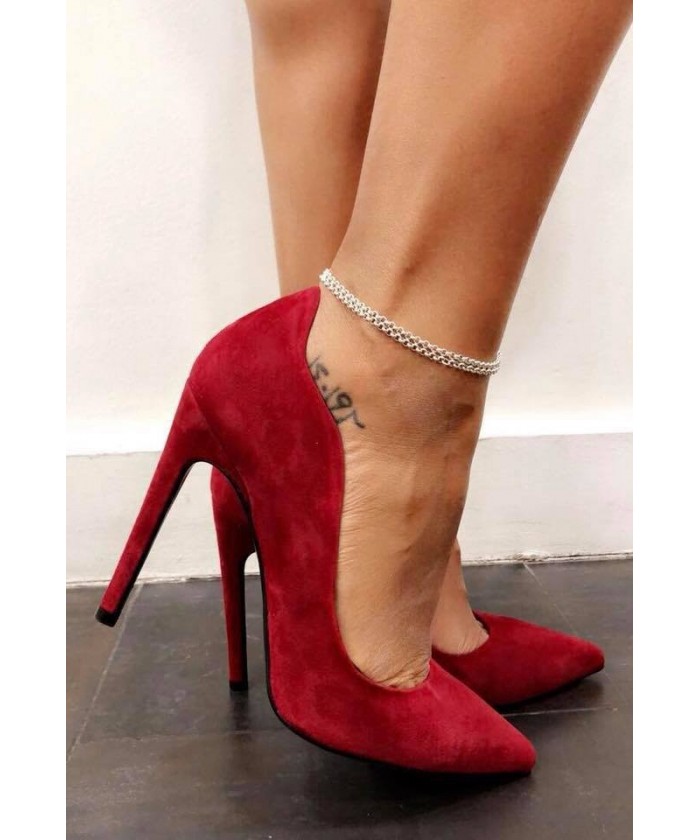 chaussure rouge talon carre