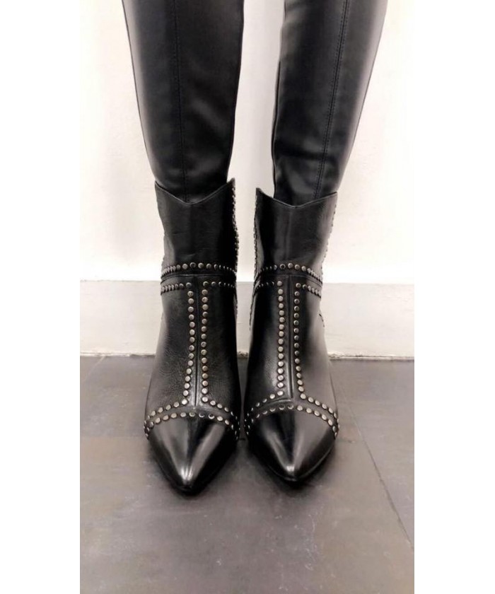 Bottines Leï: Cuir Noir cloutée à talon icone