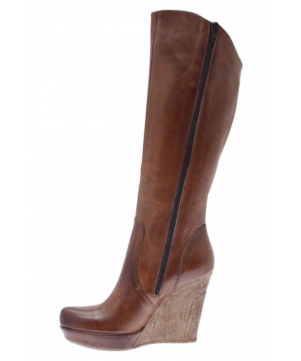 Optez avec du style sur le must have du talon compens e gomme OSMOSE