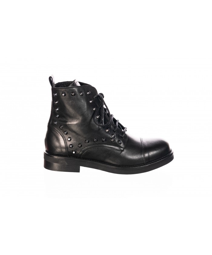 Craquez sur la nouvelle signature de bottine plate a lacets OSMOSE