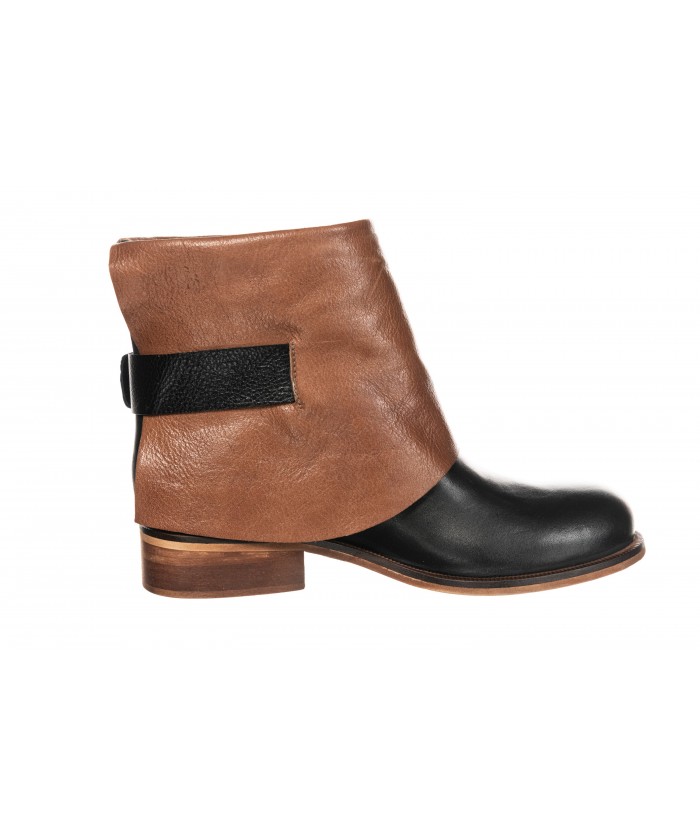 BOOTS CUIR NOIR ET CAMEL