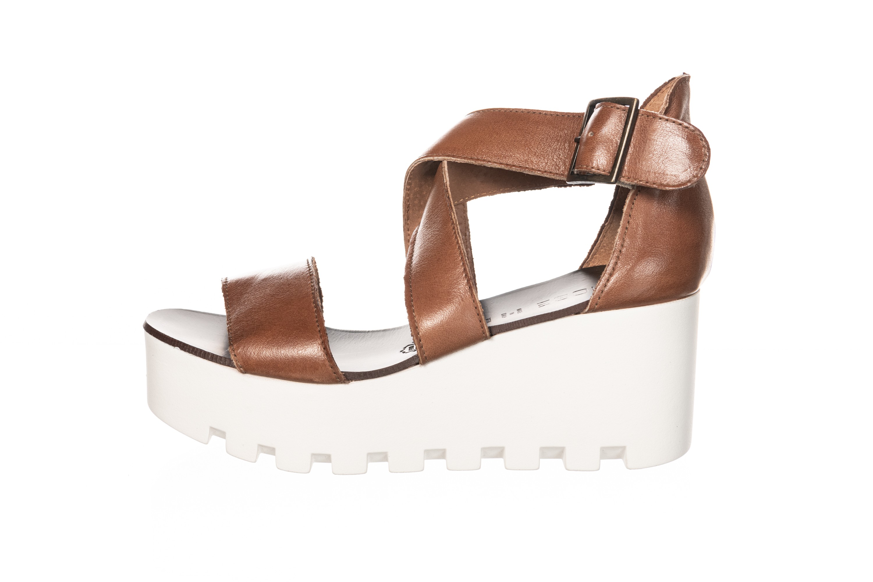 sandales plateforme camel
