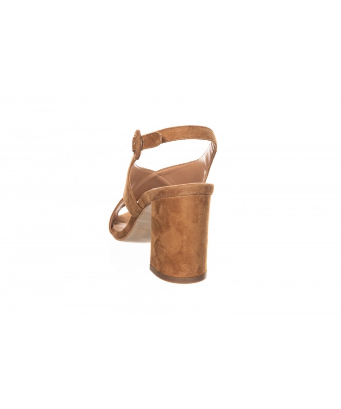 sandales daim camel