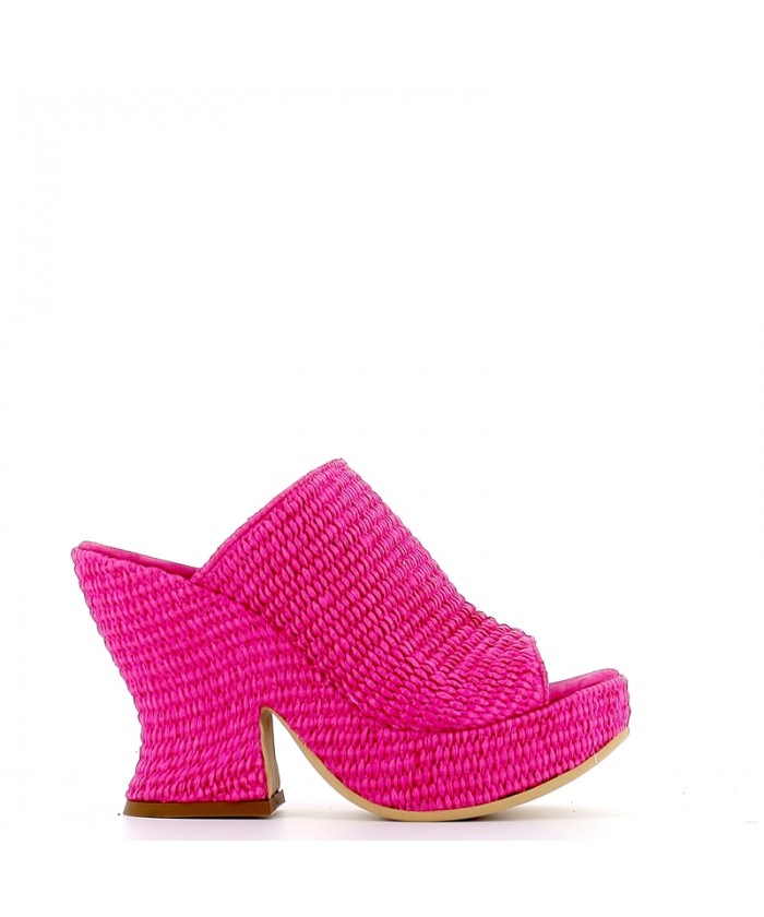 MULE SABOT RAFIA FUXIA