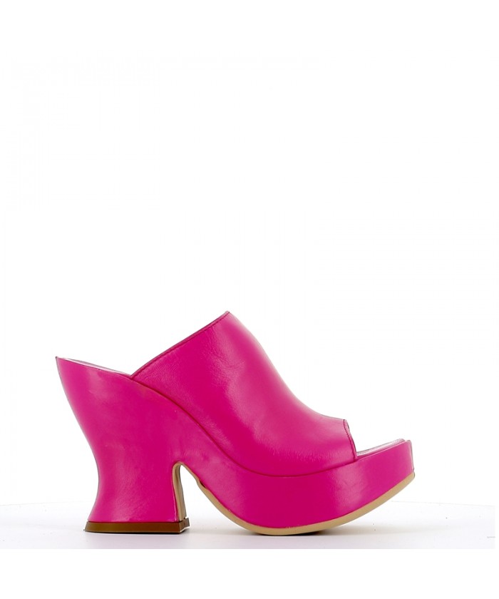 MULE SABOT CUIR FUXIA