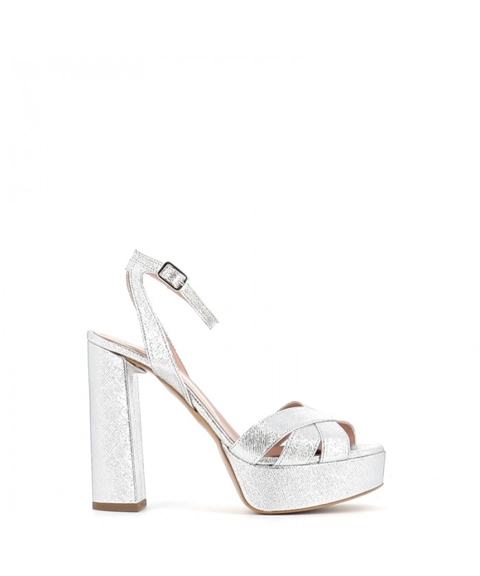 Sandale a talon carré argenté outlet