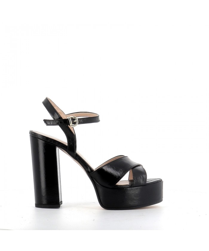 SANDALE AMBRE VERNIS NOIR