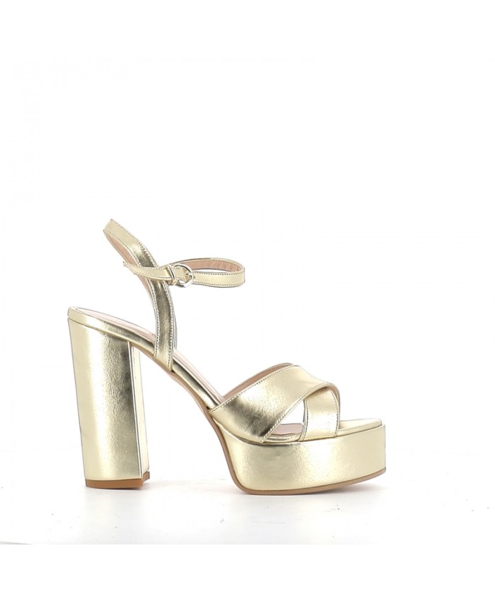 SANDALE AMBRE VERNIS PLATINE
